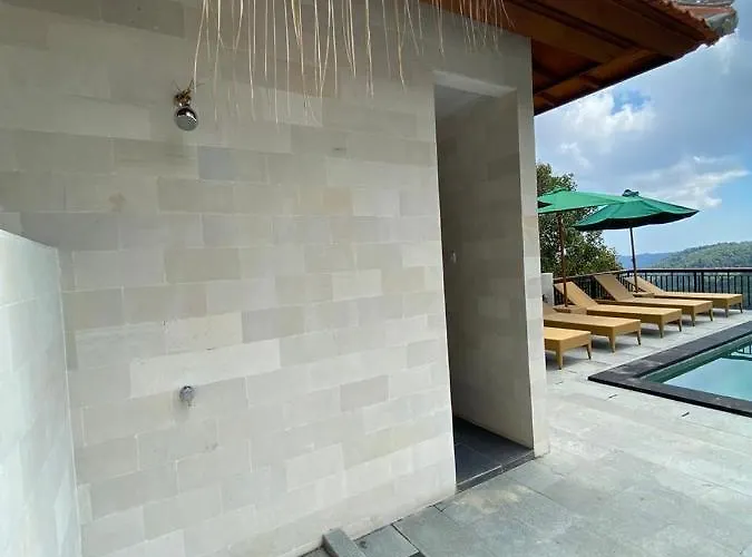 Sari Munduk